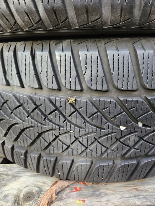 Зимни гуми 245/45/18 4 броя