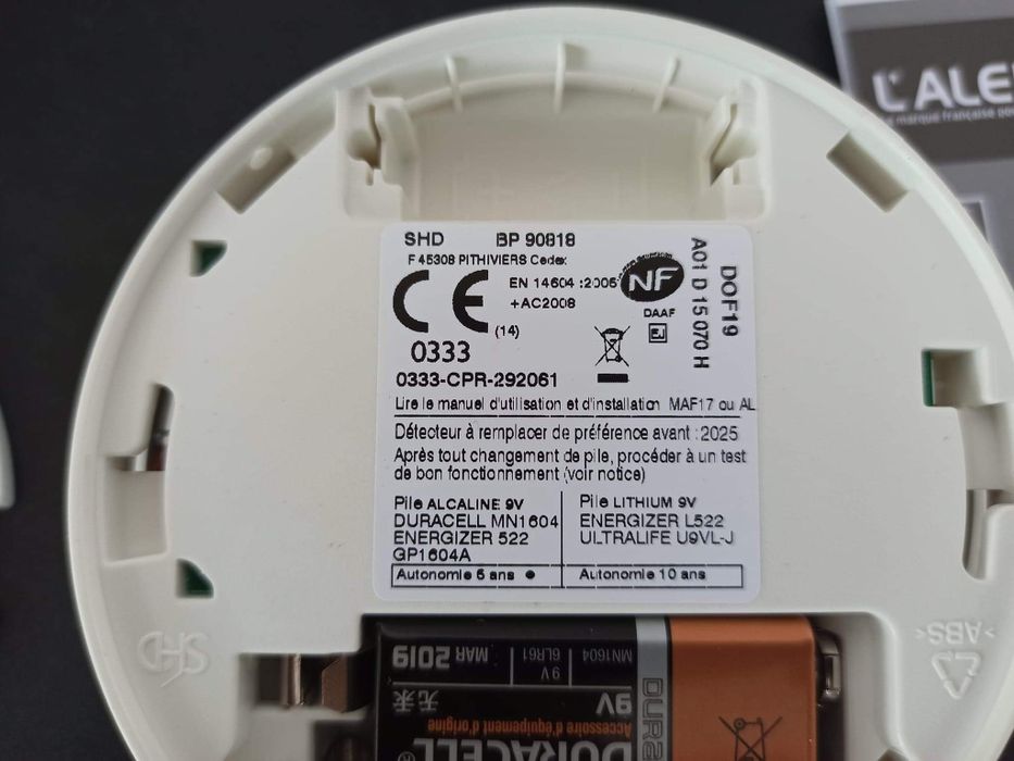 Detector autonom optic de fum alarma sirena incendiu led rosu flash
