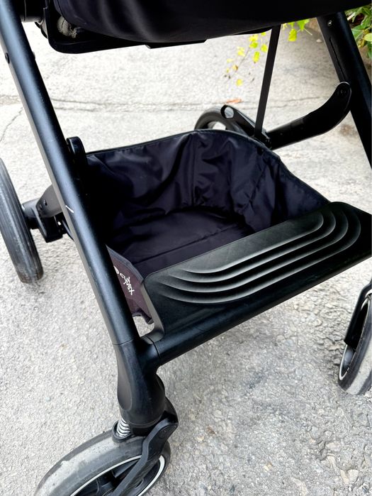 Количка Cybex Balios S Lux маслено зелен цвят Classic Beige