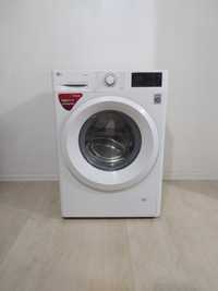 Продам стиральную машину LG на 7KG