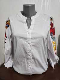 Бяла риза с бродерия
