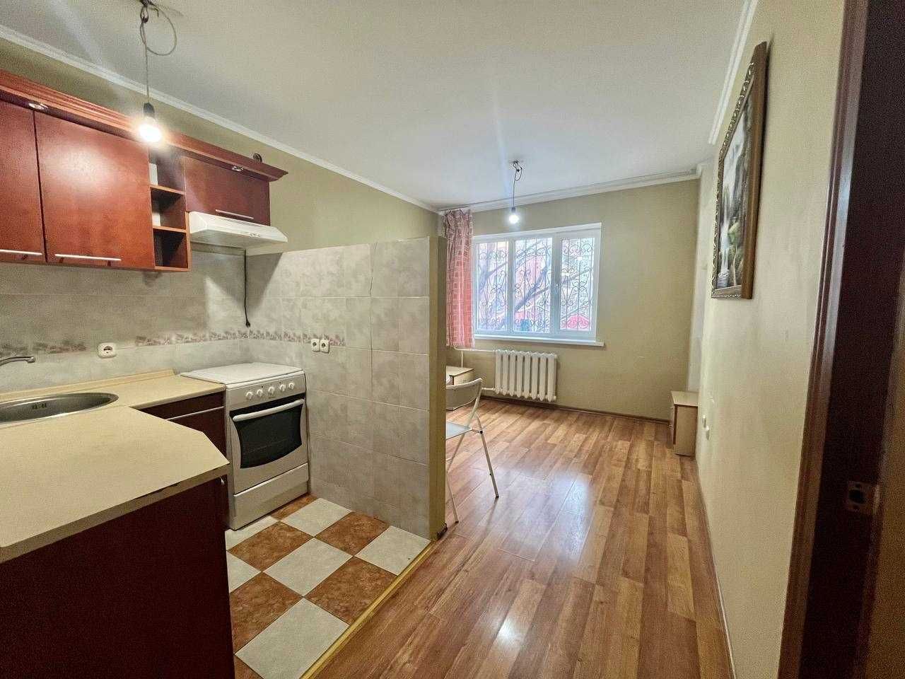 2-комнатная квартира, 36 м², 1/9 этаж, Майлина 31