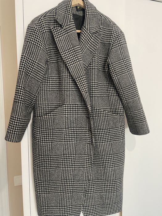Пальто шерстяное