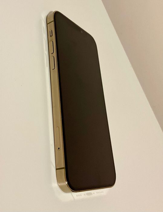 iPhone 12 pro 256GB Gold като нов