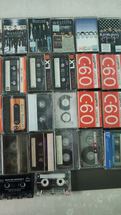 Лот аудио касетки ретро