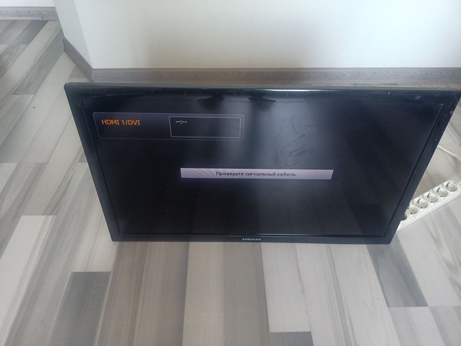 Телевизор Samsung