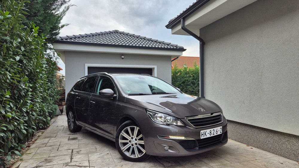 Peugeot/308/1.6/Hdi/Panoramic/Camera/Euro6/Navi/120 cp/Led/6+1 Viteze/