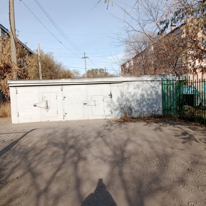 Продам большой гораж 60кв в Темиртау