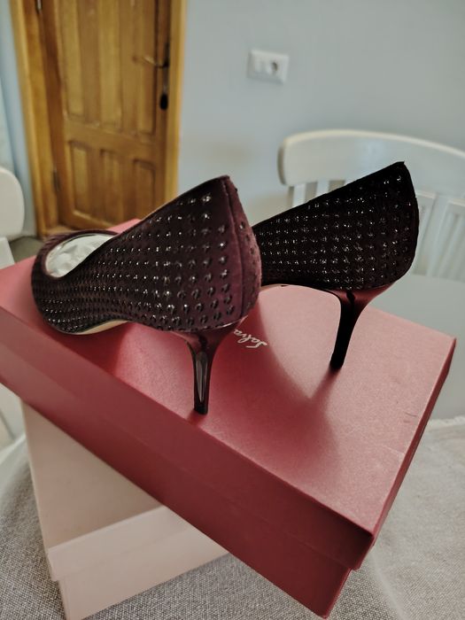 Pantofi Salvatore Ferragamo 36 si Miu Miu 36 noi