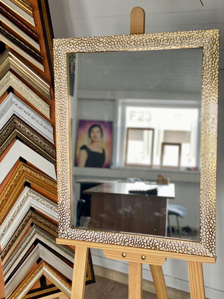 Зеркала в багетной раме для дома и бизнеса