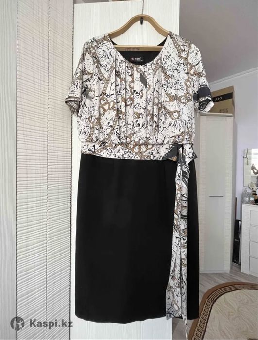 Продам платье 2000тг