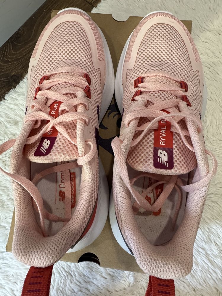 Маратонки New Balance