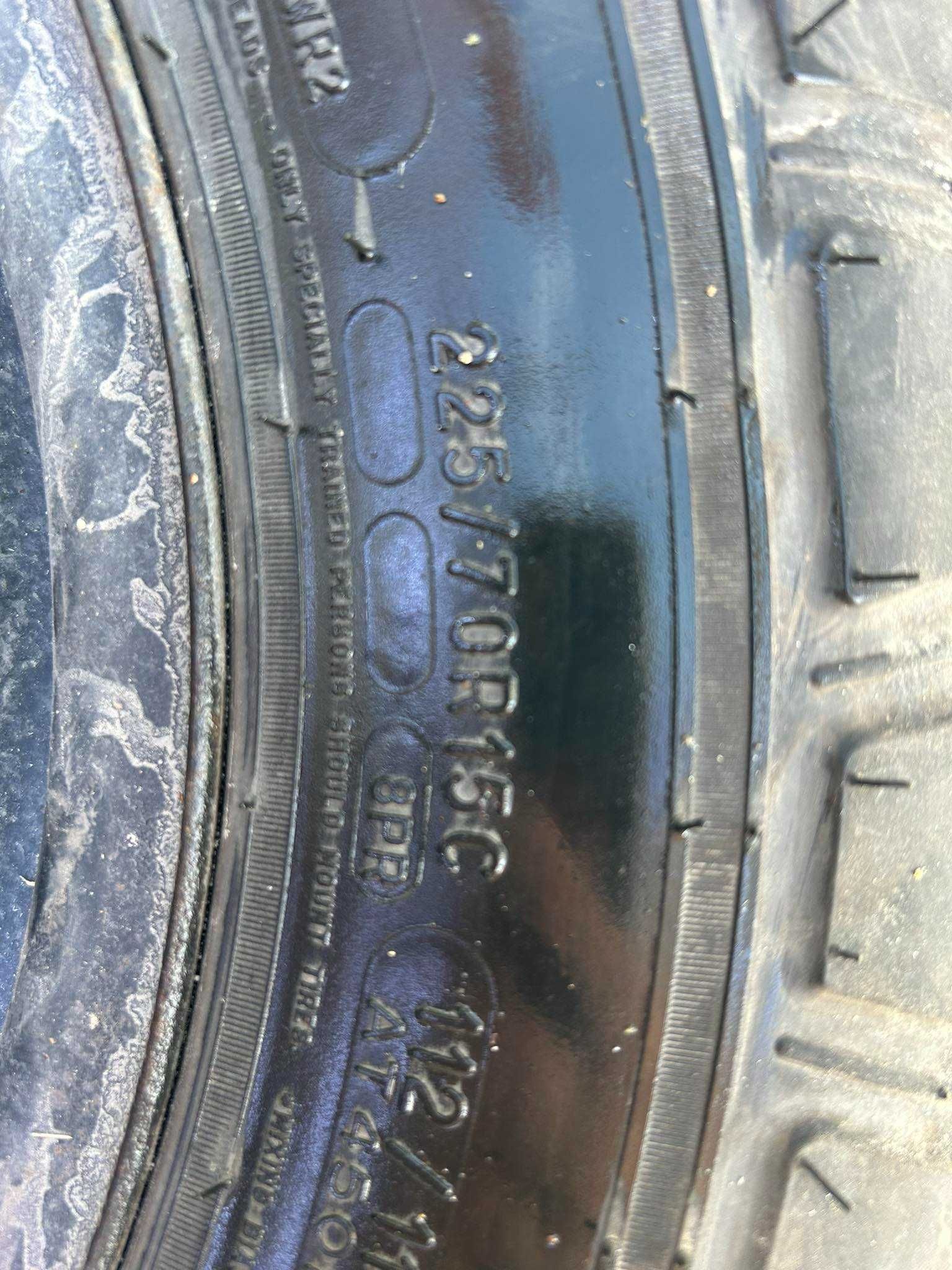 2 Гуми Mishlen 225/70/15 C