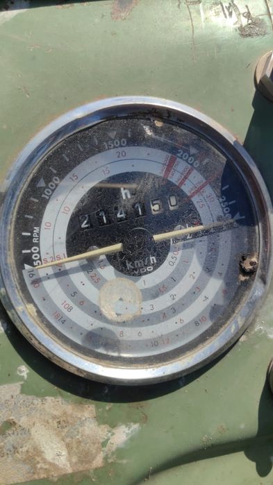 Tractor fendt viticol