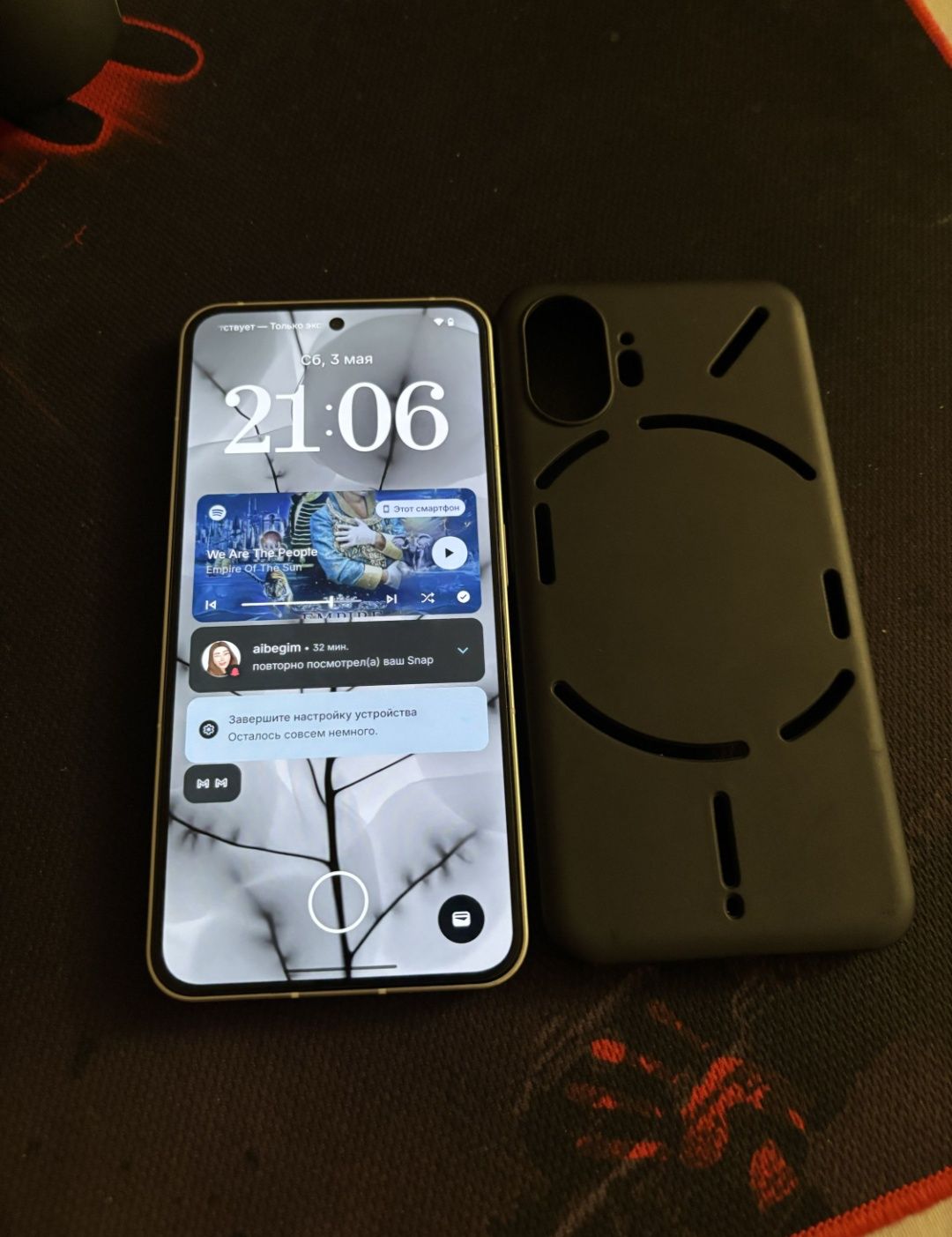 Nothing phone (2)