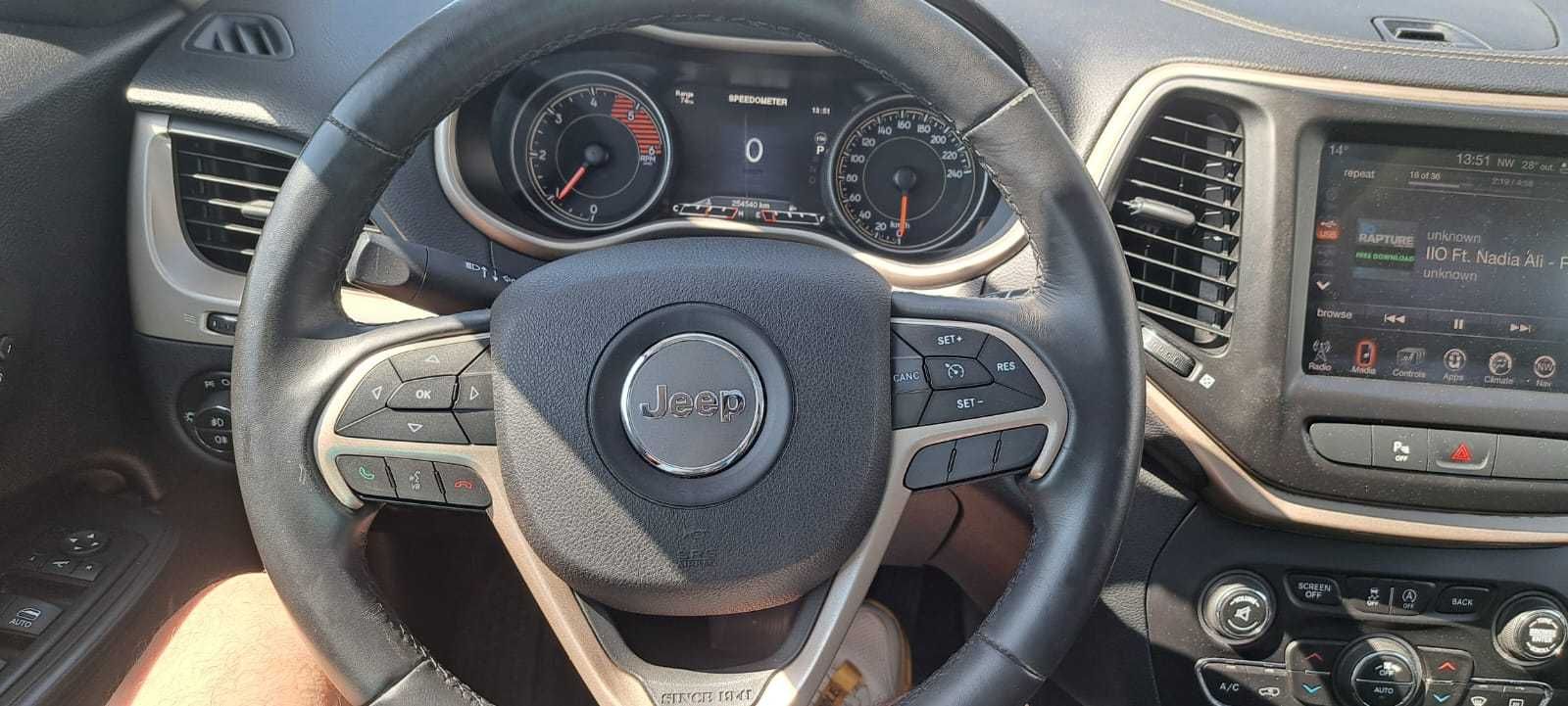 Jeep Cheroke 2,2 200cp