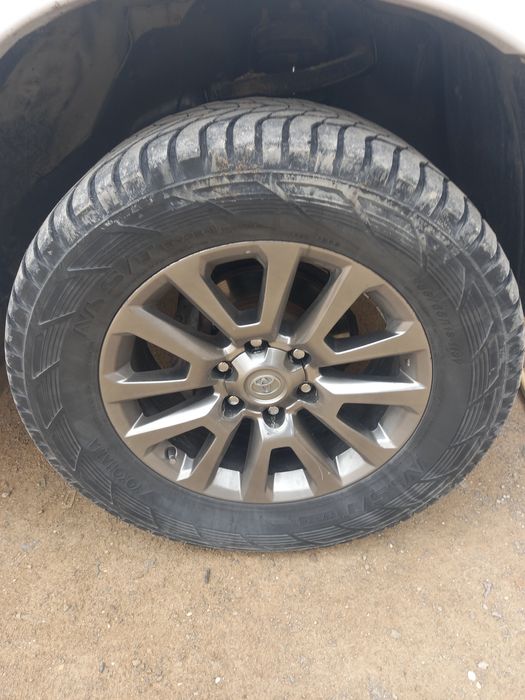 Шины и диски 18 размер хайлюкстен тускен