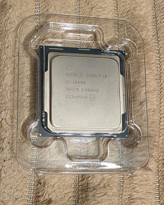 Procesor Intel I5-10400F