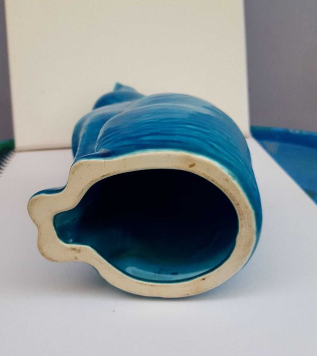ceramica pisica albastra