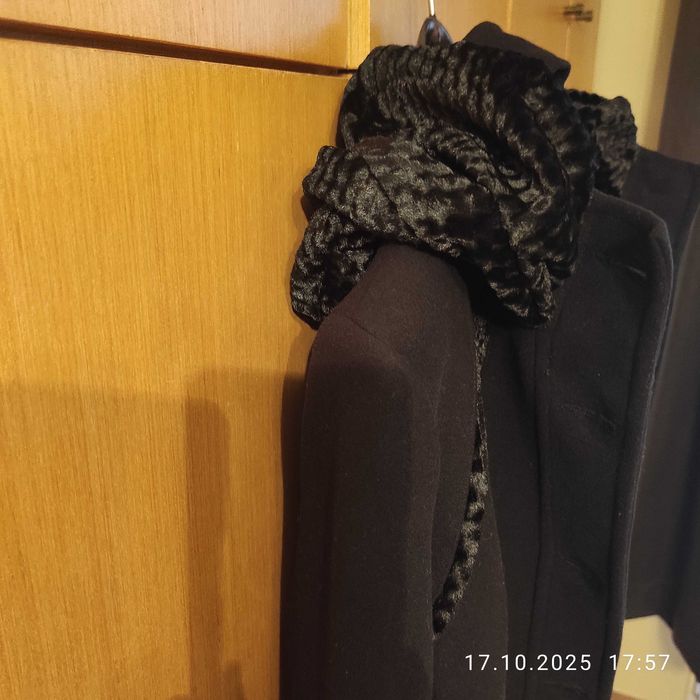 НОВО дамско луксозно турско палто ЧЕРНО р. М, СУПЕР евтино!