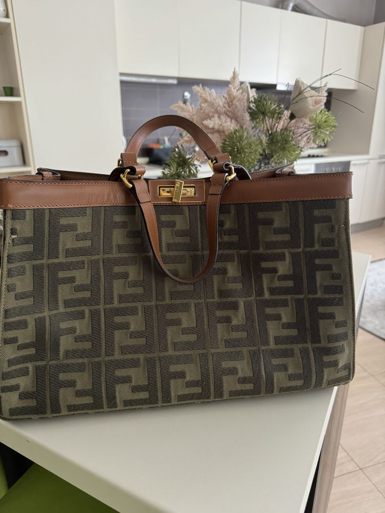 Чанта Fendi