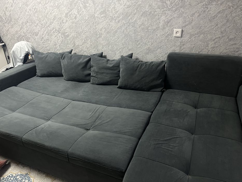 Продам Диван угловой