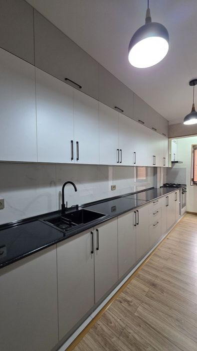 Ц-15 Абай Карзинка 3.хонали Янги ремонт хеч ким яшамаган