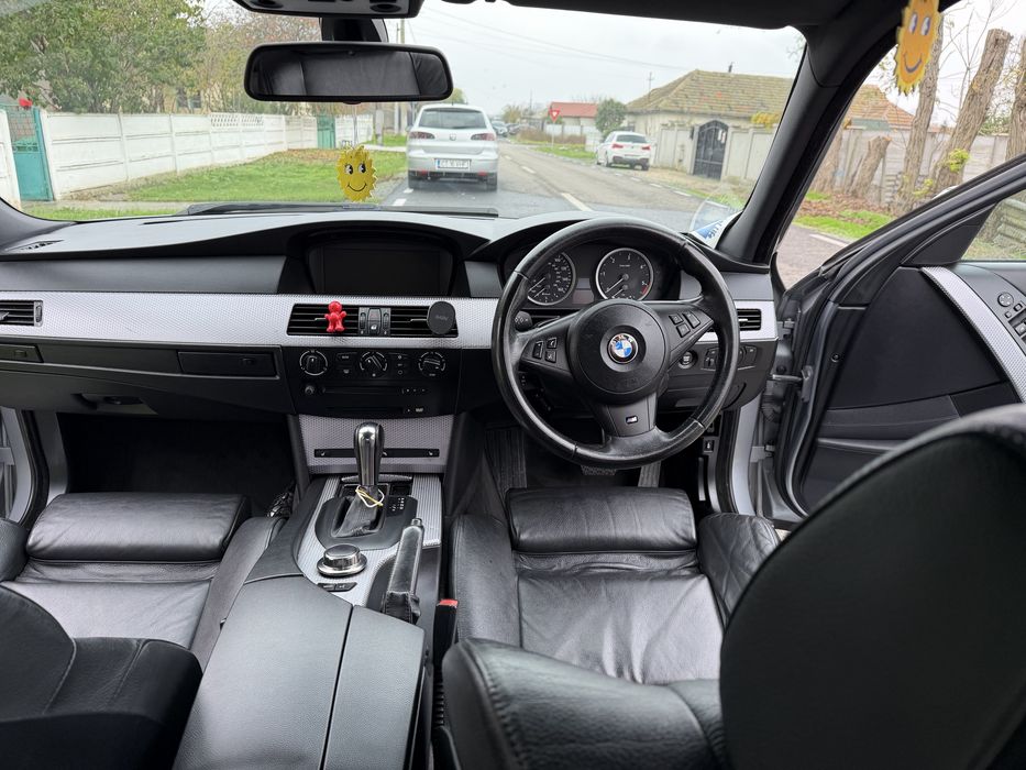 Vand bmw e 60 volan dreapta