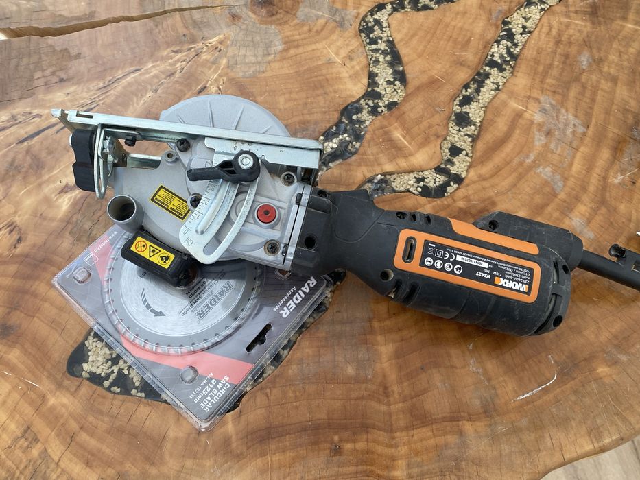 Fierastrau circular worx