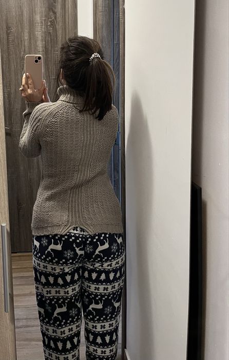 Pulover gri Pull & Bear