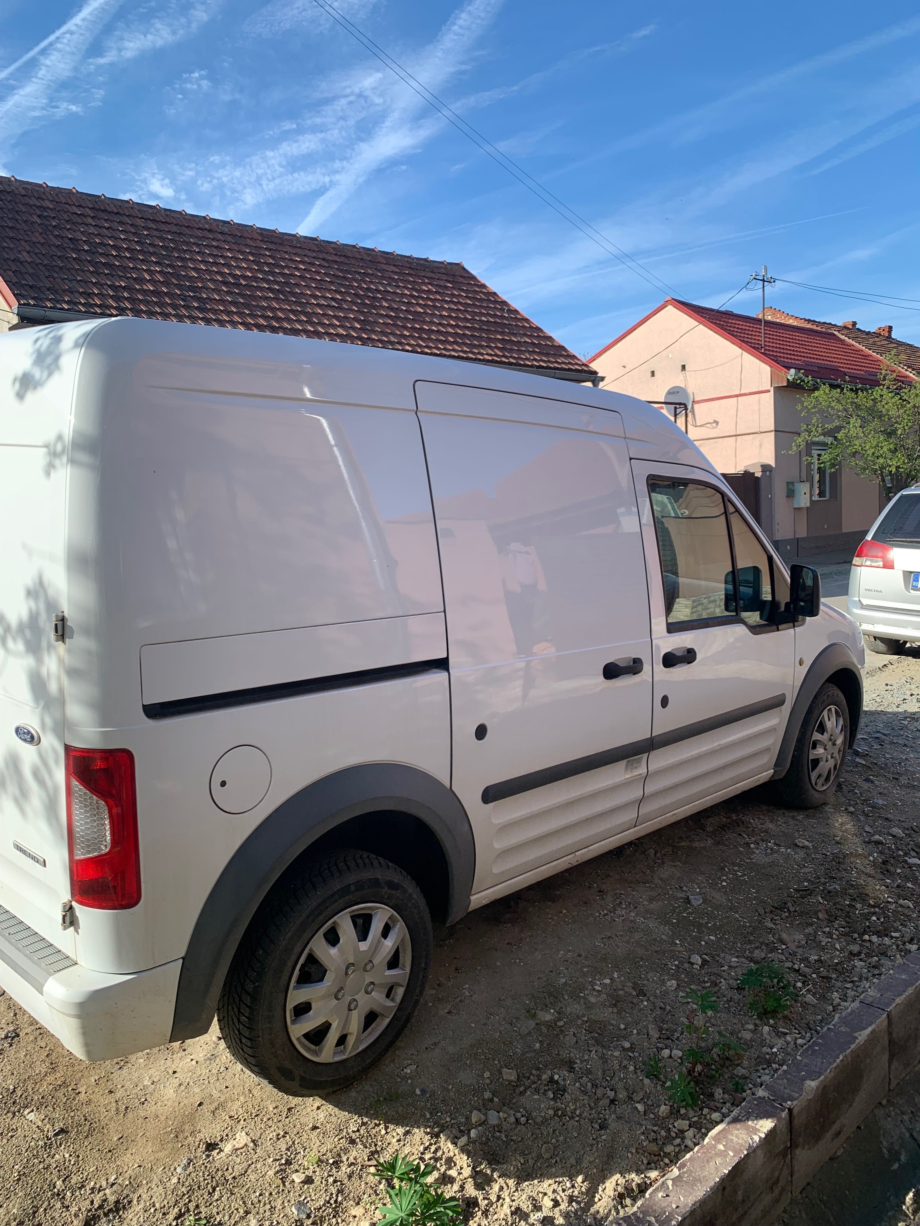 Vând Ford Transit Connect preț fix