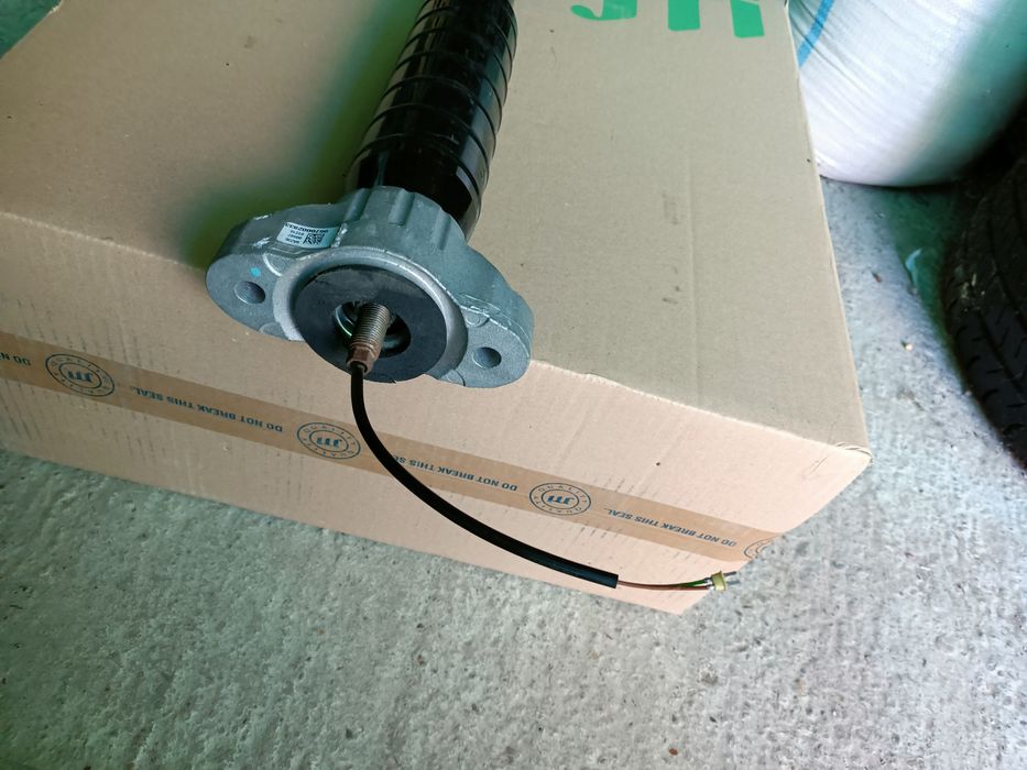 Amortizor telescop spate Maserati Ghibli 2013-2024