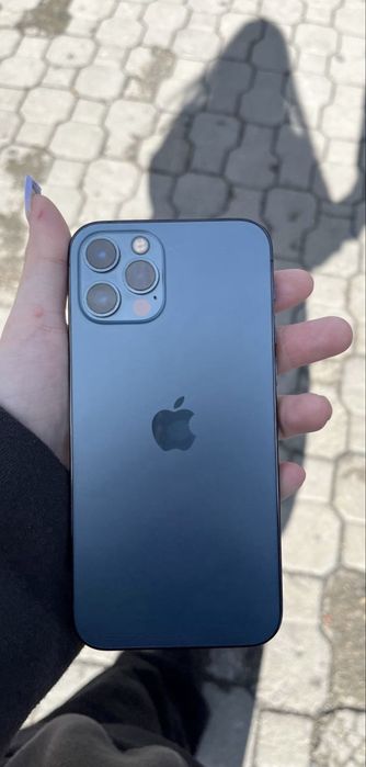 Продаю айфон, 12 про
