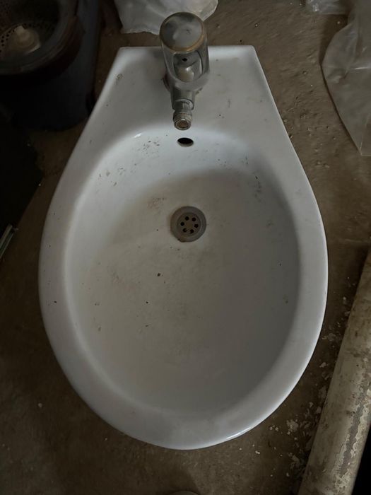 Сатылады биде б/у