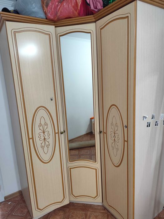 Спальный гарнитур