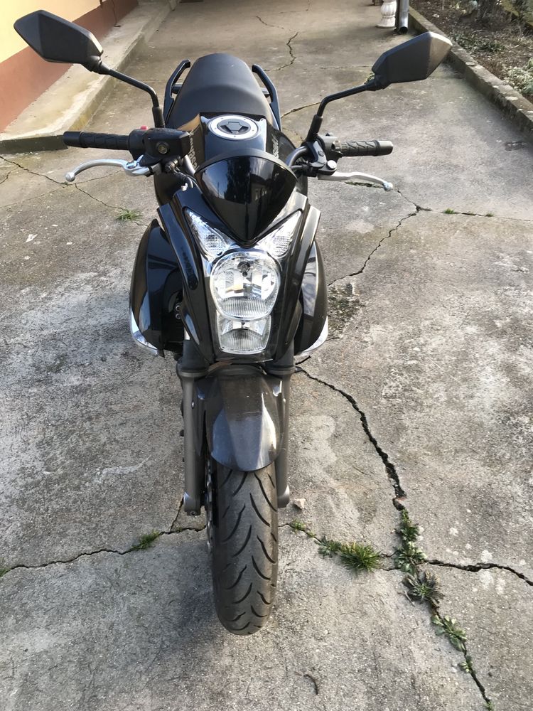Motocicleta Kawasaki