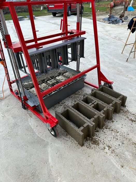 Mașină de făcut boltari#presa bolțari vibrantă