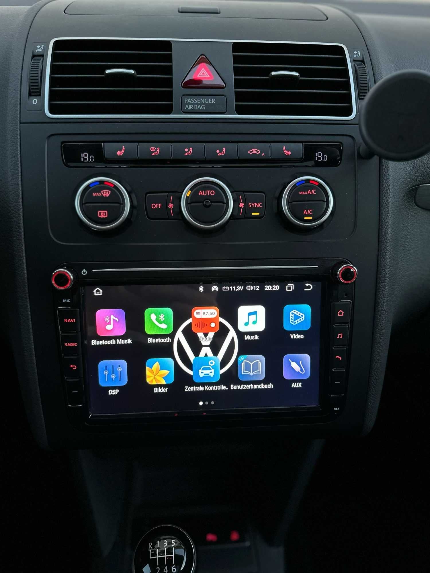 Navigatie Android Volkswagen Seat Skoda 1-8GB RAM - CarPlay QLed DSP