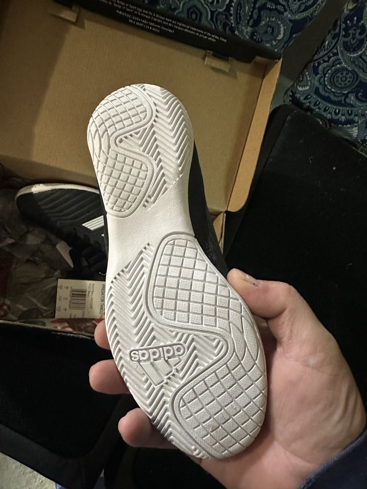 Маратонки / обувки за футбол adidas 34 номер