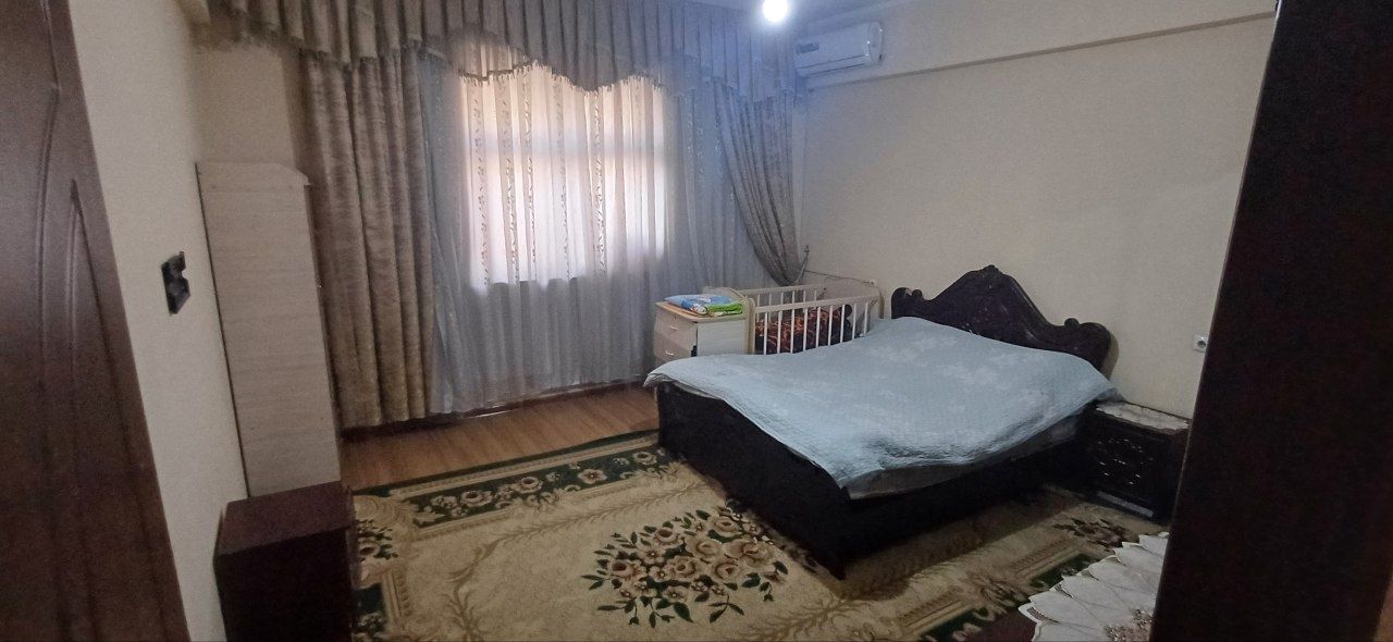 Toshkent shahar  Nurafshon ko'chasi 3 xonali kvartira sotiladi.