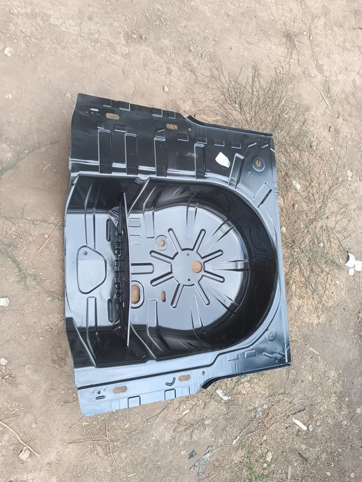 Loc roata de rezerva Dacia Logan MCV