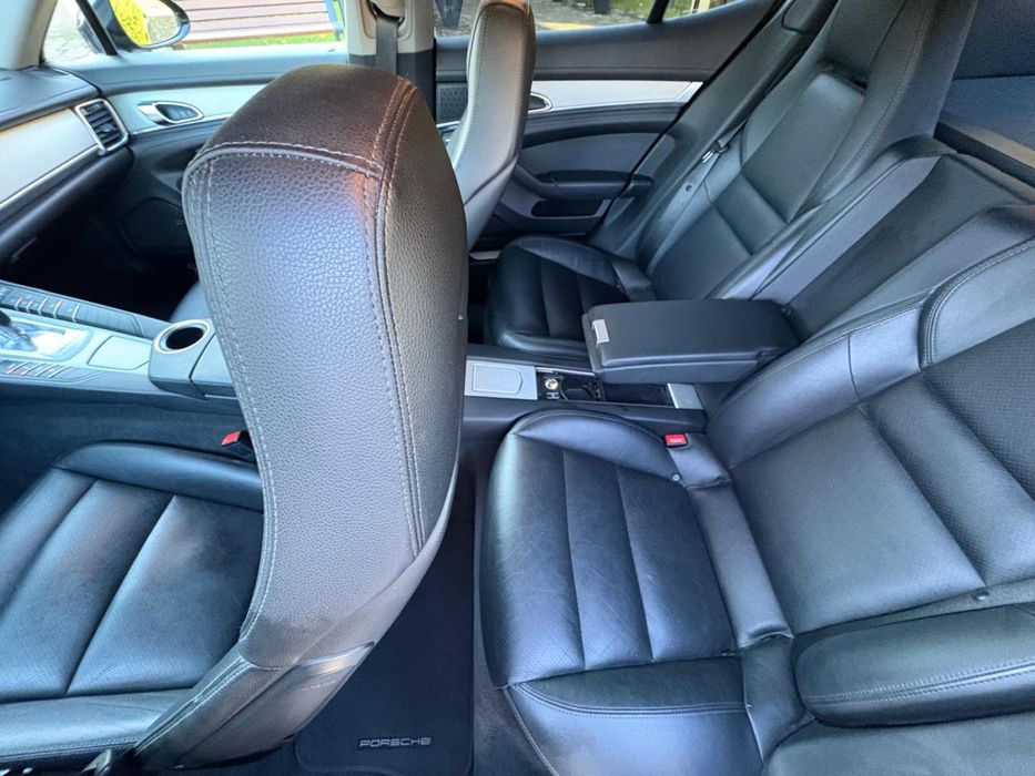 Porche Panamera 4S/4x4/3.0benzina/420cp/2015.04/Accept variante!