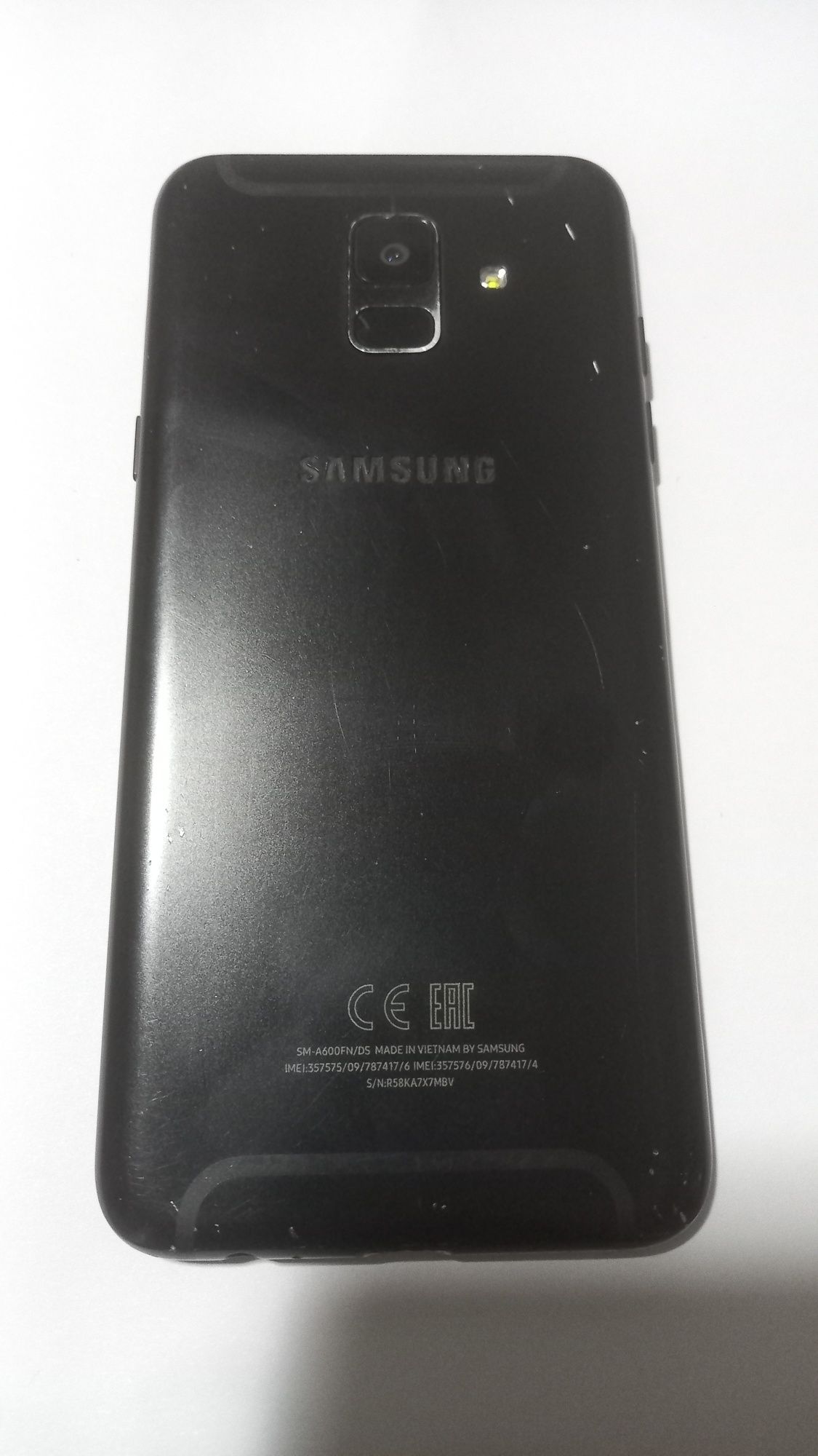 Samsung Galaxy A6 (3гб/32гб) "NFC"