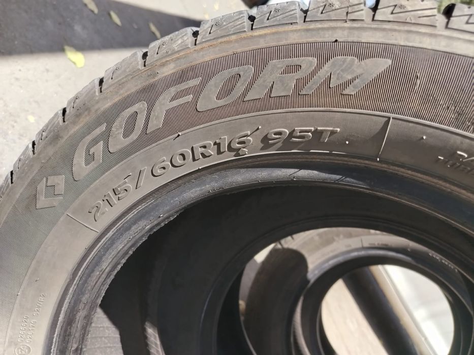 Зимние Шины липучки Goform 215/60R16
