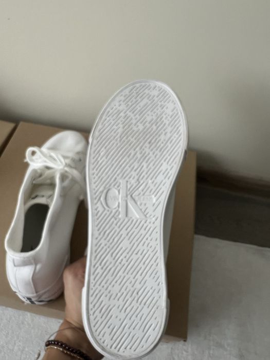 Кецове Calvin Klein