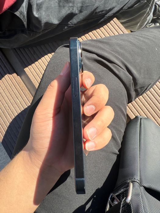 Айфон 14 в идеялном состояние