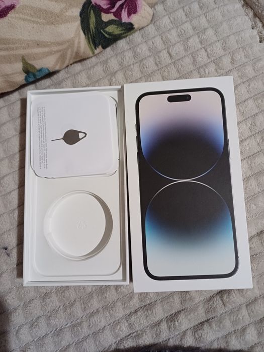 Cutie iPhone 14 ProMax negru