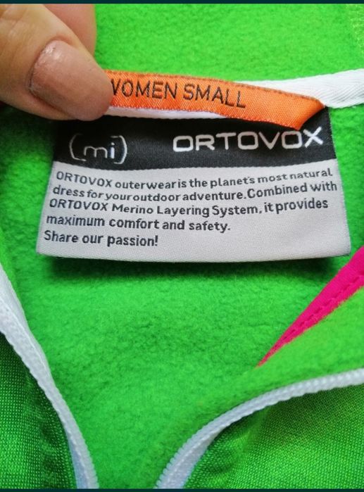 Vând Hanorac Ortovox Mărimea S dama