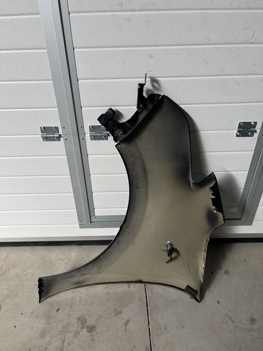 Aripă / Aripi stânga - dreapta Citroen C3 Picasso 2009