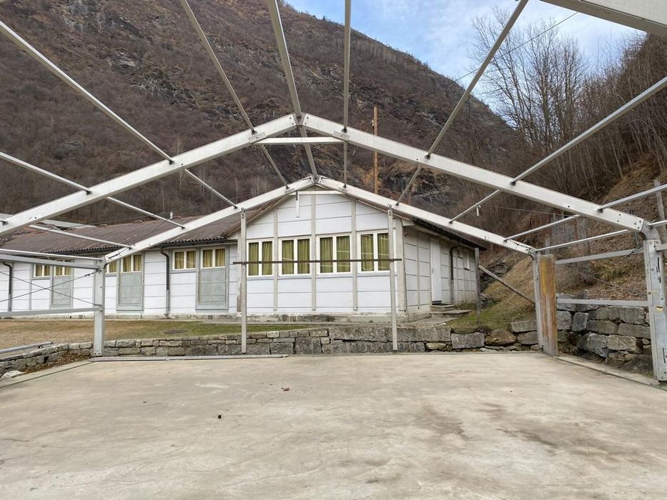 Алуминиево Хале 12 на 15 метра